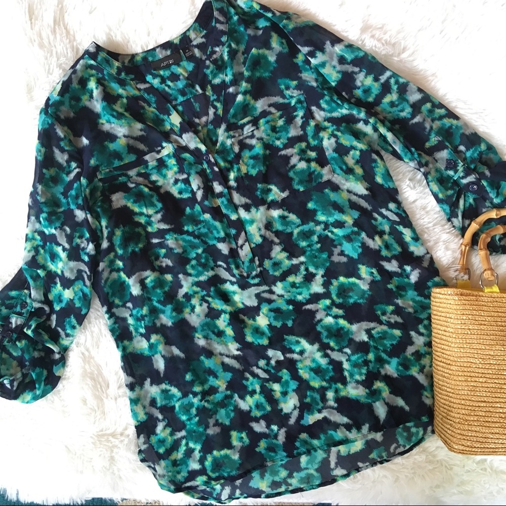 Apt 9 Navy & Teal Sheer 3/4 Sleeve Henley Blouse